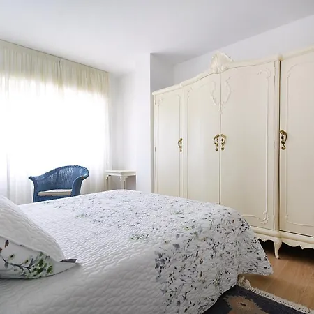 Galihost - Maravilloso En Lejlighed O Grove